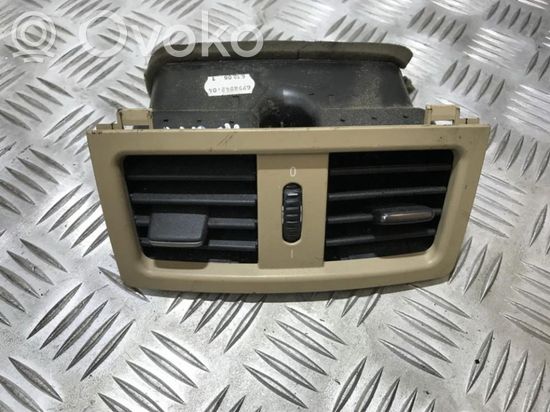BMW 5 E60 E61 Dash center air vent grill 7129556 64226932023 6932024 14121810 7129556 64226932023 6932024 14121810
