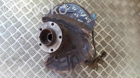 BMW X5 E53 Front wheel hub