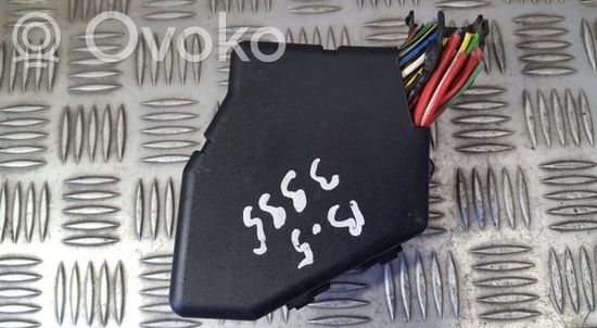 Volkswagen PASSAT B5 Fuse box set 8D1941824 8D1941824