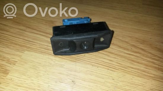 BMW 5 E34 Electric window control switch 1378442 1378442