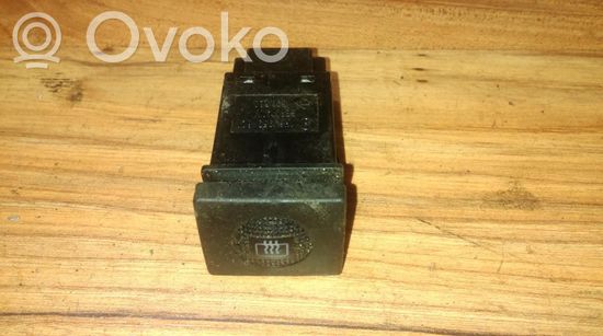 Volkswagen Golf III Windscreen/window heater switch 1h6959621 1h6959621