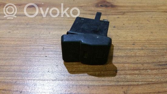 Volkswagen PASSAT B3 Windscreen/window heater switch 535959621 535959621