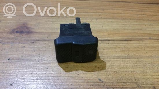 Volkswagen Vento Windscreen/window heater switch 535941535 535941535