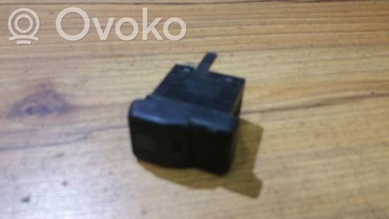 Volkswagen PASSAT B3 Windscreen/window heater switch 535959621 535959621