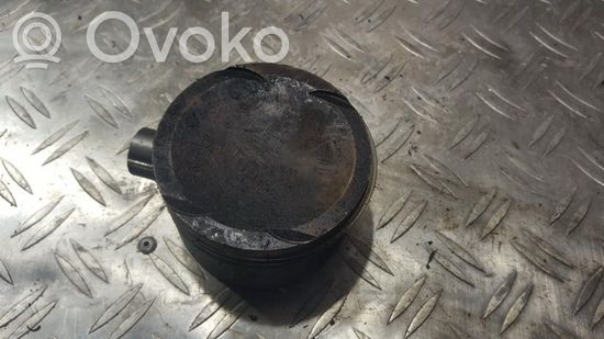 BMW 3 E36 Piston