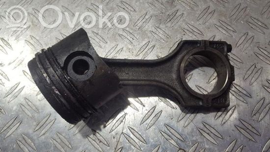 BMW 5 E39 Piston with connecting rod
