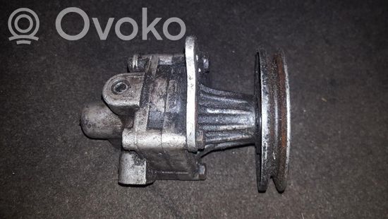 BMW 3 E36 Power steering pump 1141045 1141045