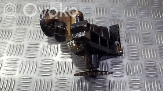 Mercedes-Benz E W124 Oil pump 1111810201 1111810120 1111810201 1111810120