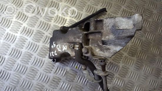 Mercedes-Benz E W124 Engine mounting bracket r1112360330 r1112360330