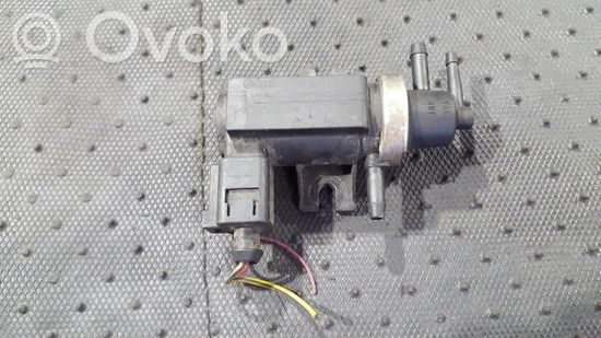 Volkswagen Touareg I Turbo solenoid valve 1J0906627 7.22903.20 1J0906627 7.22903.20