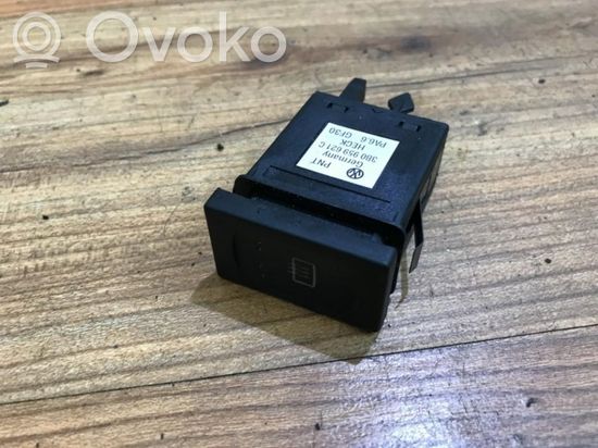 Volkswagen PASSAT B5 Windscreen/window heater switch 3b0959621c 3b0959621c