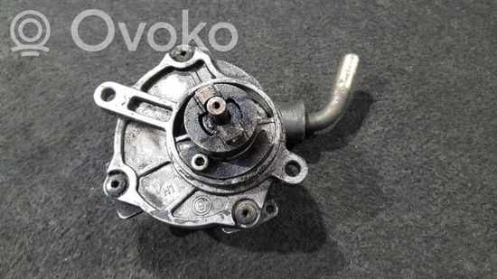 Mercedes-Benz C W203 Vacuum pump A6112300065 A6112300065