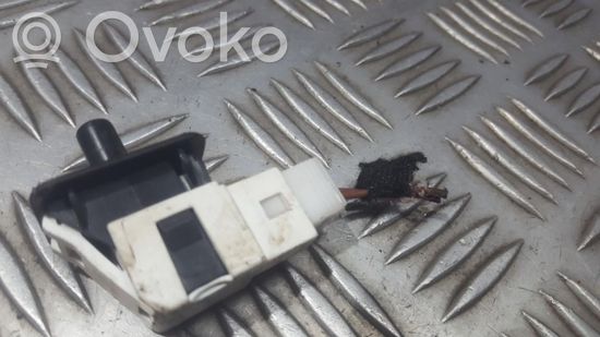 Mercedes-Benz E W211 Brake pedal sensor switch 2028209410 30011501 2028209410 30011501
