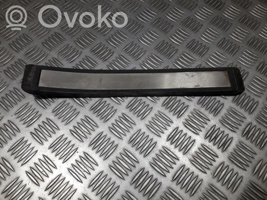 Mercedes-Benz E W211 Rear sill trim cover a2116801635 a2116801635