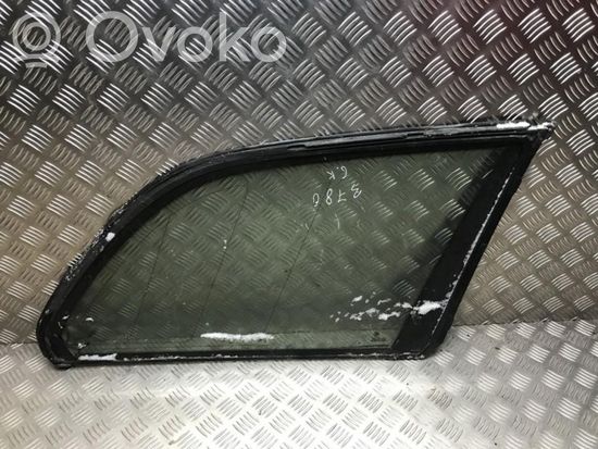 BMW 5 E39 Rear side window/glass