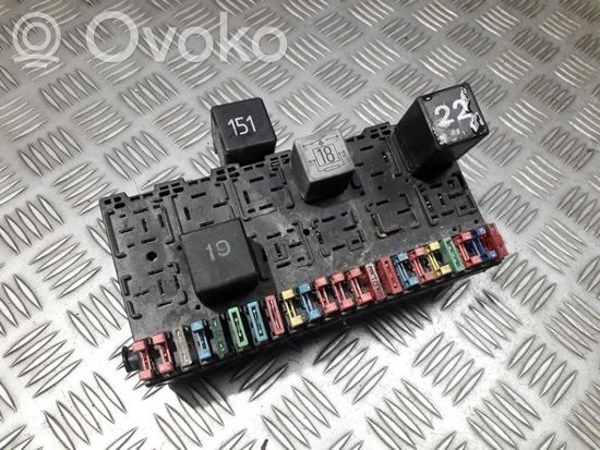 Volkswagen Transporter – Caravelle T4 Fuse box set 357937039 357937039