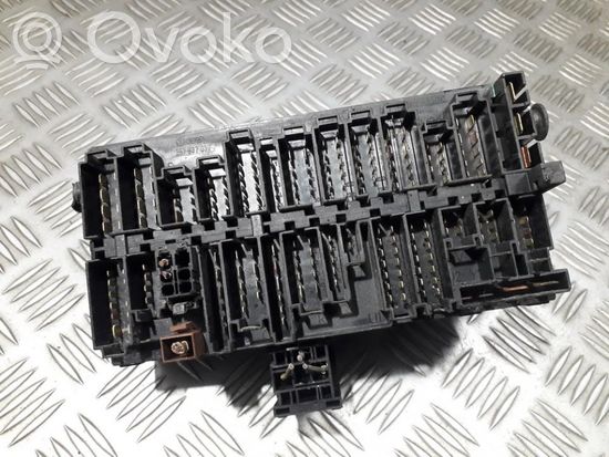 Volkswagen Transporter – Caravelle T4 Fuse box set 357937039 357937039