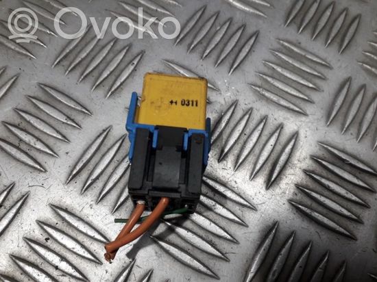 BMW X5 E53 Other relay 61368366282 61.36-8366282 6136-8366282 v23134-z1014 v23134z1014 61368366282 61.36-8366282 6136-8366282 v23134-z1014 v23134z1014