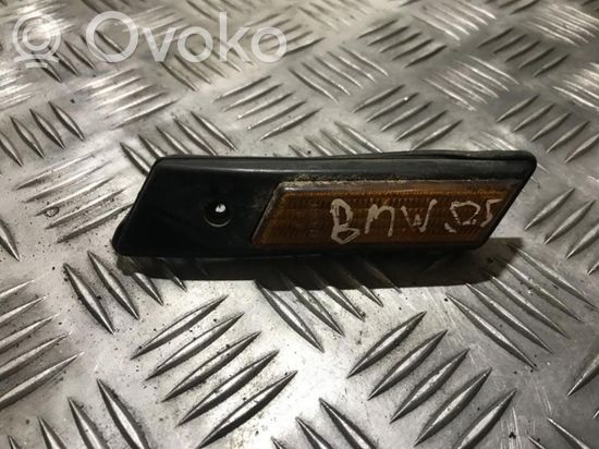 BMW 5 E34 Front fender indicator light 13780149 13780149