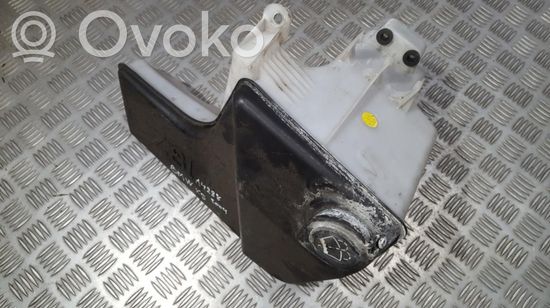 BMW X5 E53 Windshield washer fluid reservoir/tank 61678252738 61.678252738 61678252738 61.678252738