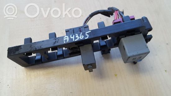 Volkswagen PASSAT B6 Fuse box set 1K2937503A 1K2937503A