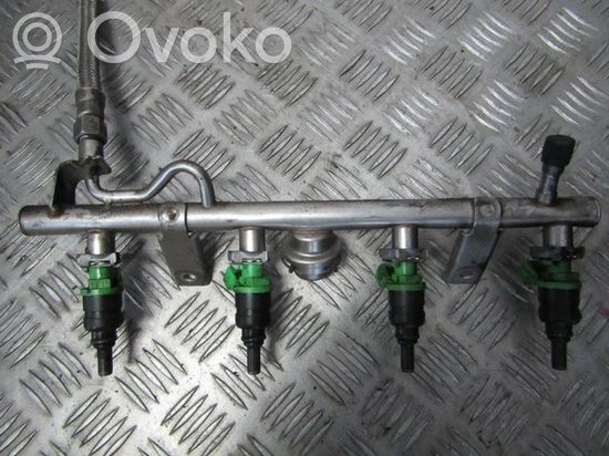 Mercedes-Benz C W203 Fuel main line pipe 2710780549 2710780549