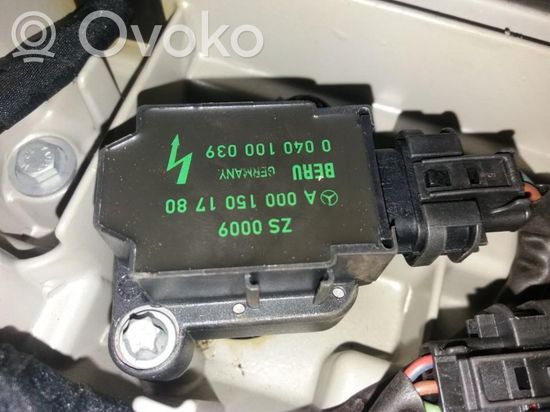 Mercedes-Benz C W203 High voltage ignition coil 0040100039 A0001501780 0040100039 A0001501780