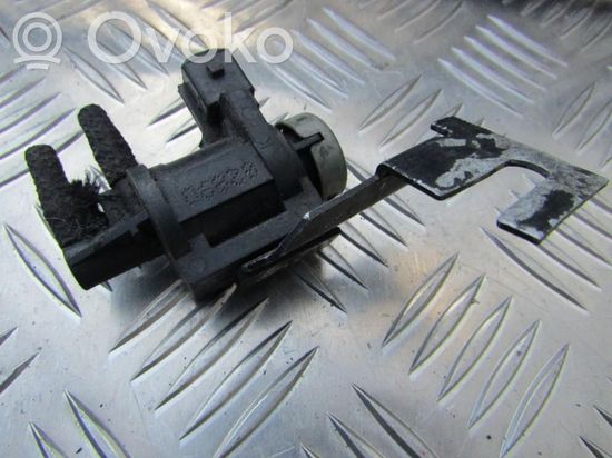 Volkswagen PASSAT B5.5 Turbo solenoid valve 1J0906283A 1J0906283A