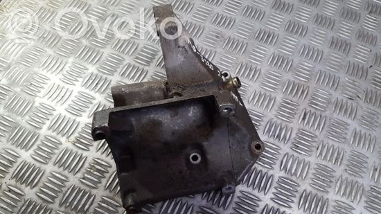 Mercedes-Benz S W140 Engine mounting bracket 1041310635 1041310635