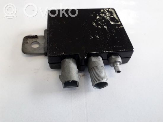 BMW 3 E36 Antenna control unit 65268363298 65.26-8363298 6526-8363298 65268363298 65.26-8363298 6526-8363298