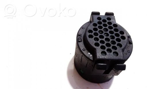 BMW 3 E46 Front door speaker 65818360995 65.818360995 6581-8360995 040008A 65818360995 65.818360995 6581-8360995 040008A