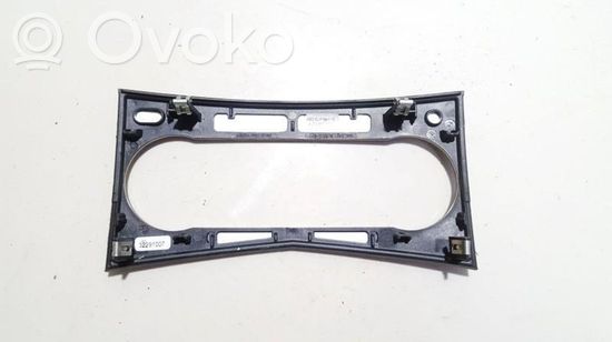 Mercedes-Benz C AMG W204 Other interior part 2046800290 a 204 680 0290 41201107 q7 2046800290 a 204 680 0290 41201107 q7