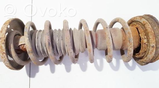 Volkswagen Golf III Rear coil spring