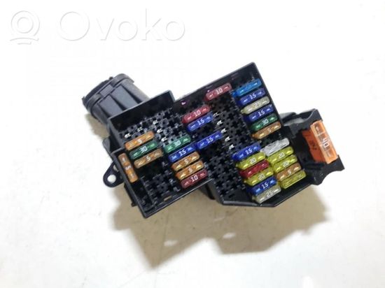 Volkswagen Touareg I Fuse box set