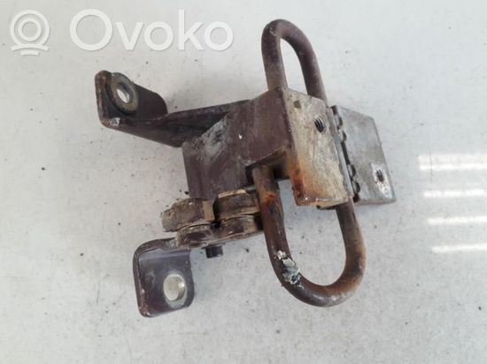 Audi A4 S4 B5 8D Rear door lower hinge 4A0833412A 4A0833412A
