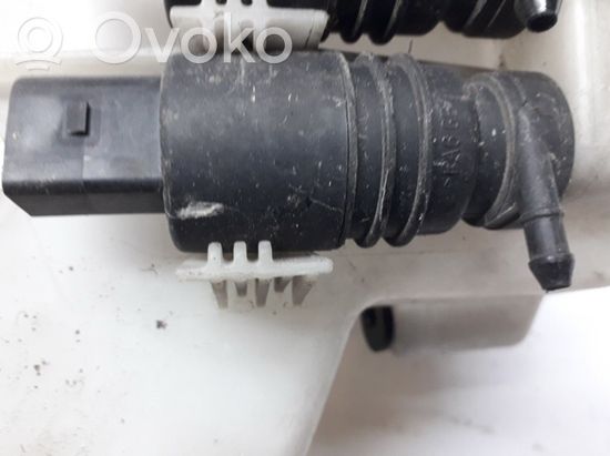 BMW X5 E53 Windscreen/windshield washer pump 61678252738 61.678252738 61678252738 61.678252738