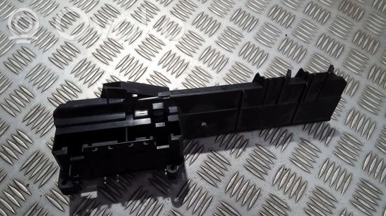 BMW 5 E60 E61 Fuse box set 6114695733001 61146957330-01 18917 10688710 6114695733001 61146957330-01 18917 10688710