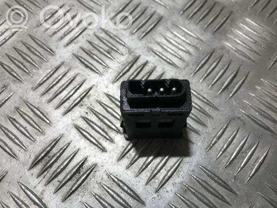 BMW 5 E34 Panel lighting control switch 61311384031 61.31-1384031 05991210 61311384031 61.31-1384031 05991210