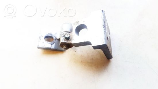 Audi A4 S4 B5 8D Rear door lower hinge 8D0833401 8D0833401