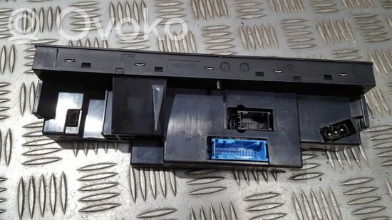 BMW 5 E39 Climate control unit 83775469 8377546.9 90025-050 83775469 8377546.9 90025-050