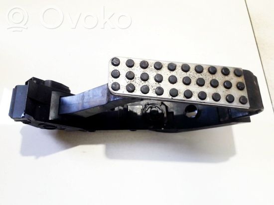 Mercedes-Benz C W203 Accelerator throttle pedal a1703000404 a1703000404