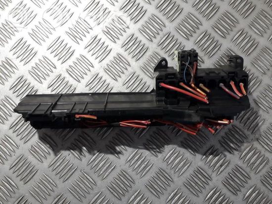 BMW 5 E60 E61 Fuse box set 25613290 25613290