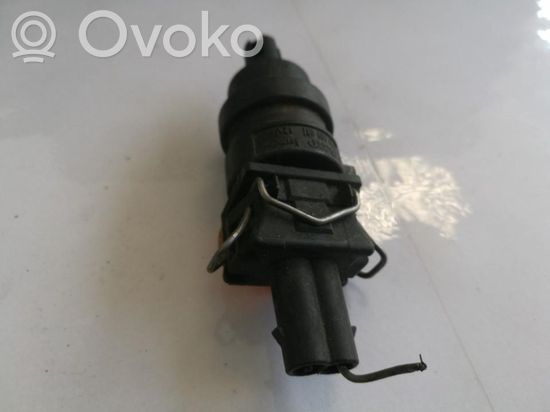 Audi 80 90 S2 B4 Intake air temperature sensor 028906081 028906081