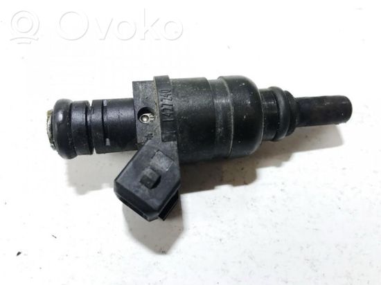 BMW 3 E46 Fuel injector 1427240 1427240