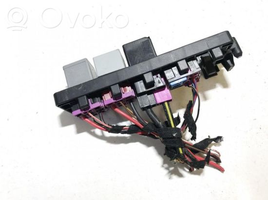 Volkswagen PASSAT B6 Fuse box set 1k1937503 100 53 373 1k1937503 100 53 373