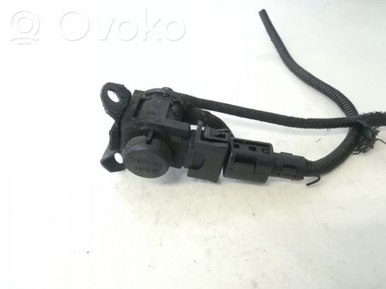Volkswagen Golf IV Turbo solenoid valve 1j0906283a 1j0906283a