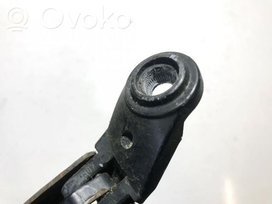 Mercedes-Benz Vito Viano W638 Front wiper blade arm 6388201044 6388201044