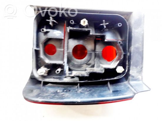 Volkswagen PASSAT B4 Rear/tail lights