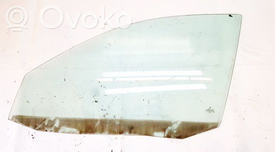 Volkswagen Golf IV Front door window glass four-door