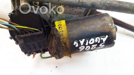 Audi A4 S4 B5 8D Wiper motor 0390241117 0390241117